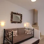 Anemonisia Skyrian Living Apartament