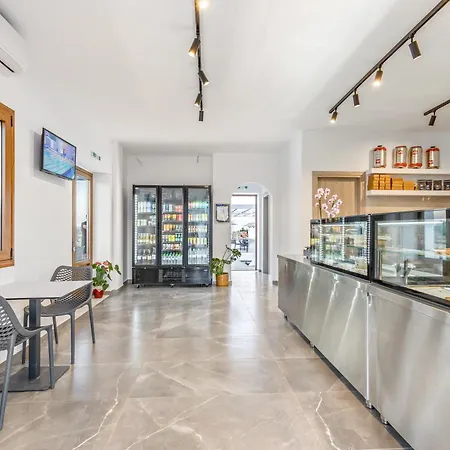 Apartment Anemonisia Skyrian Living
