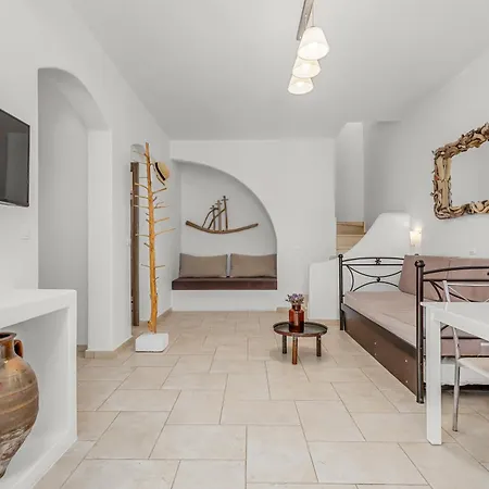 Anemonisia Skyrian Living * סקירוס