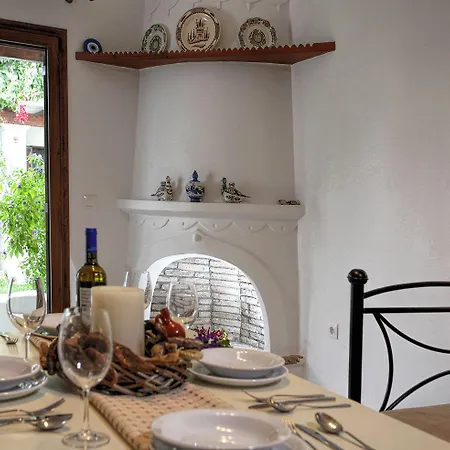 Anemonisia Skyrian Living * סקירוס