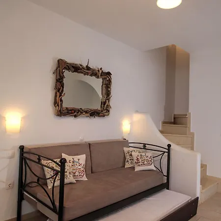 Anemonisia Skyrian Living דירה